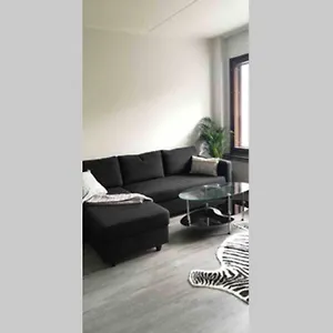 Cosy Near By Airport, 2min From Train! Вантаа